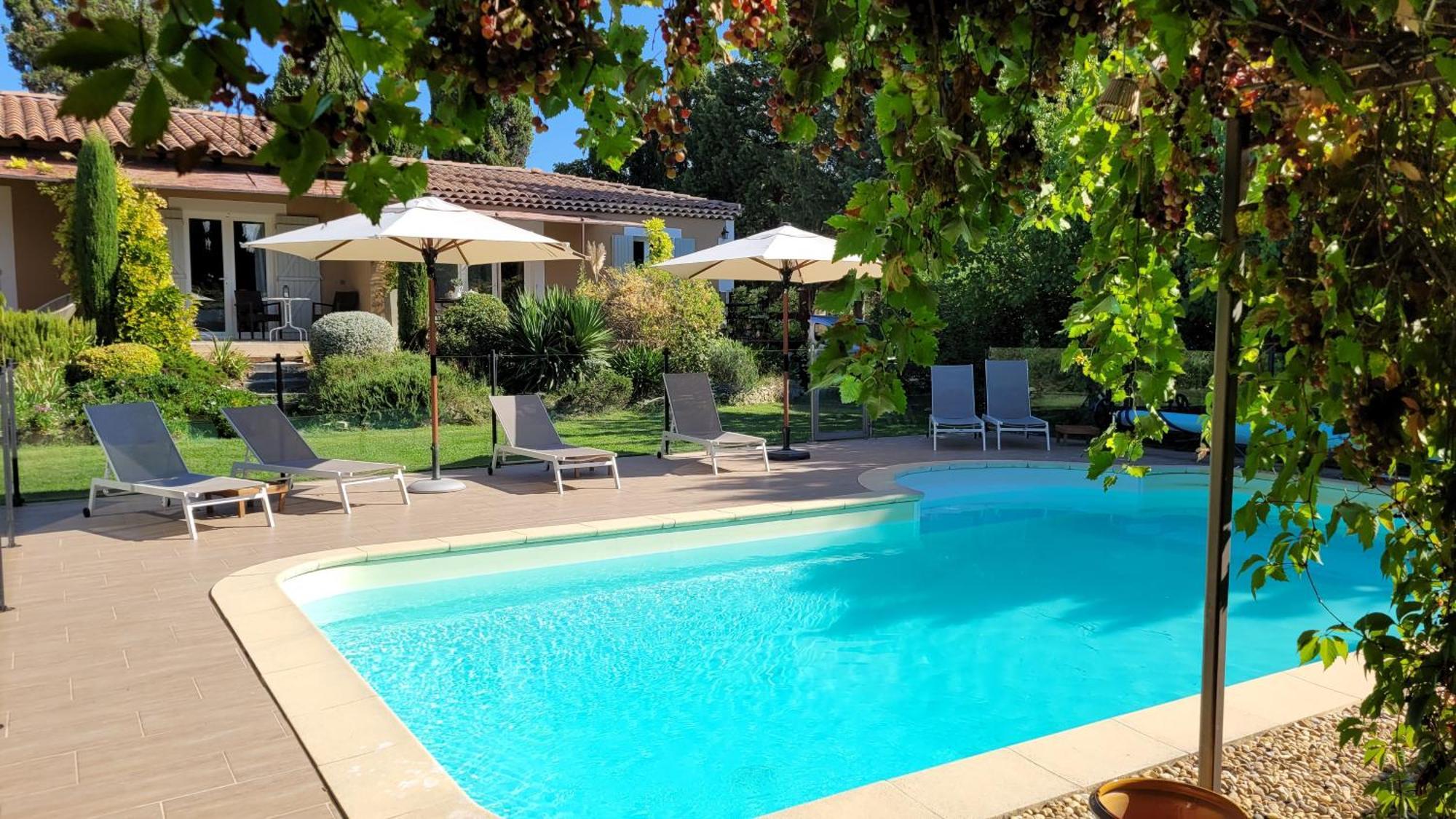Mas Des Marguerites Bed and Breakfast Maussane les Alpilles Exteriör bild