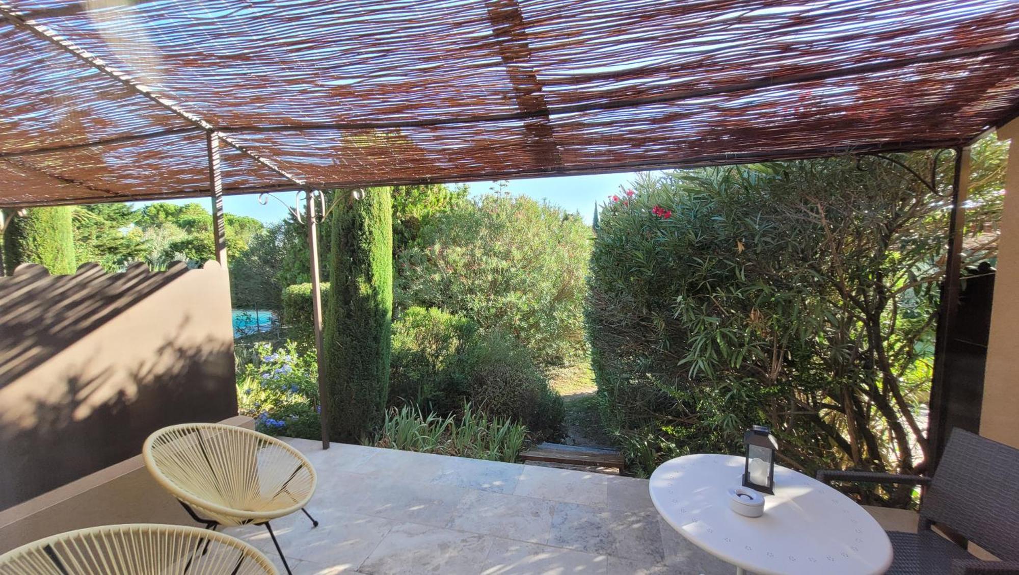 Mas Des Marguerites Bed and Breakfast Maussane les Alpilles Exteriör bild